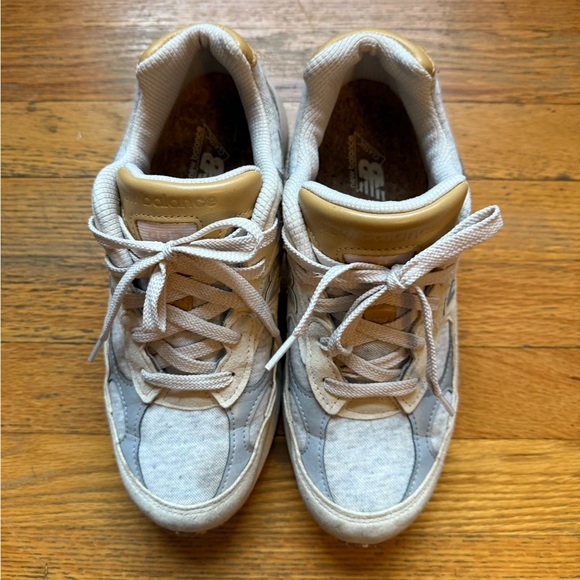 New Balance 992 MiUSA women’s 9 raw silk Sneakers - Picture 4 of 7